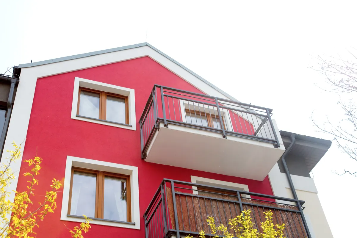 Fachadas, balcones y terrazas en Berriozar